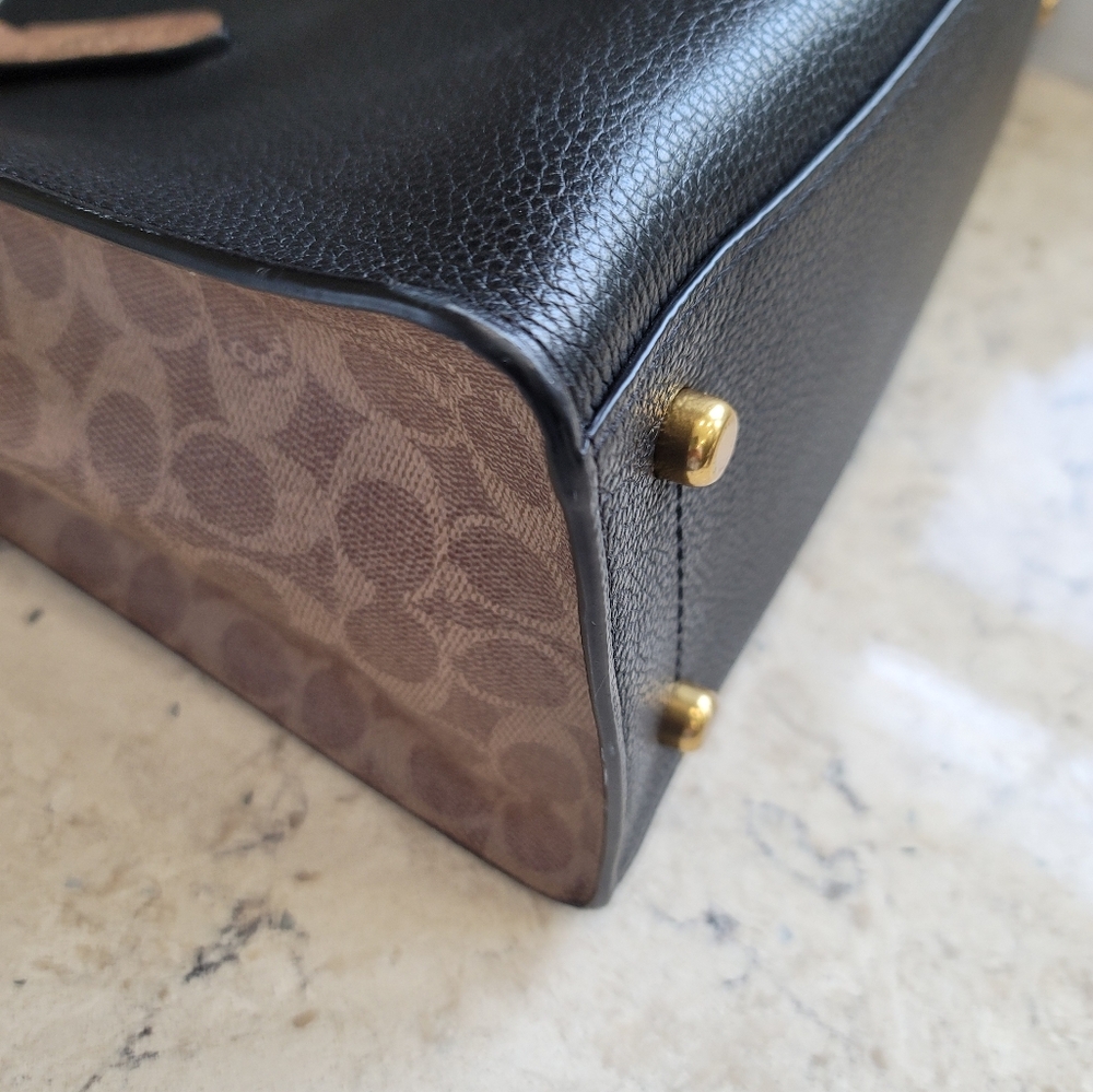 Coach tote - Picture 4 of 11